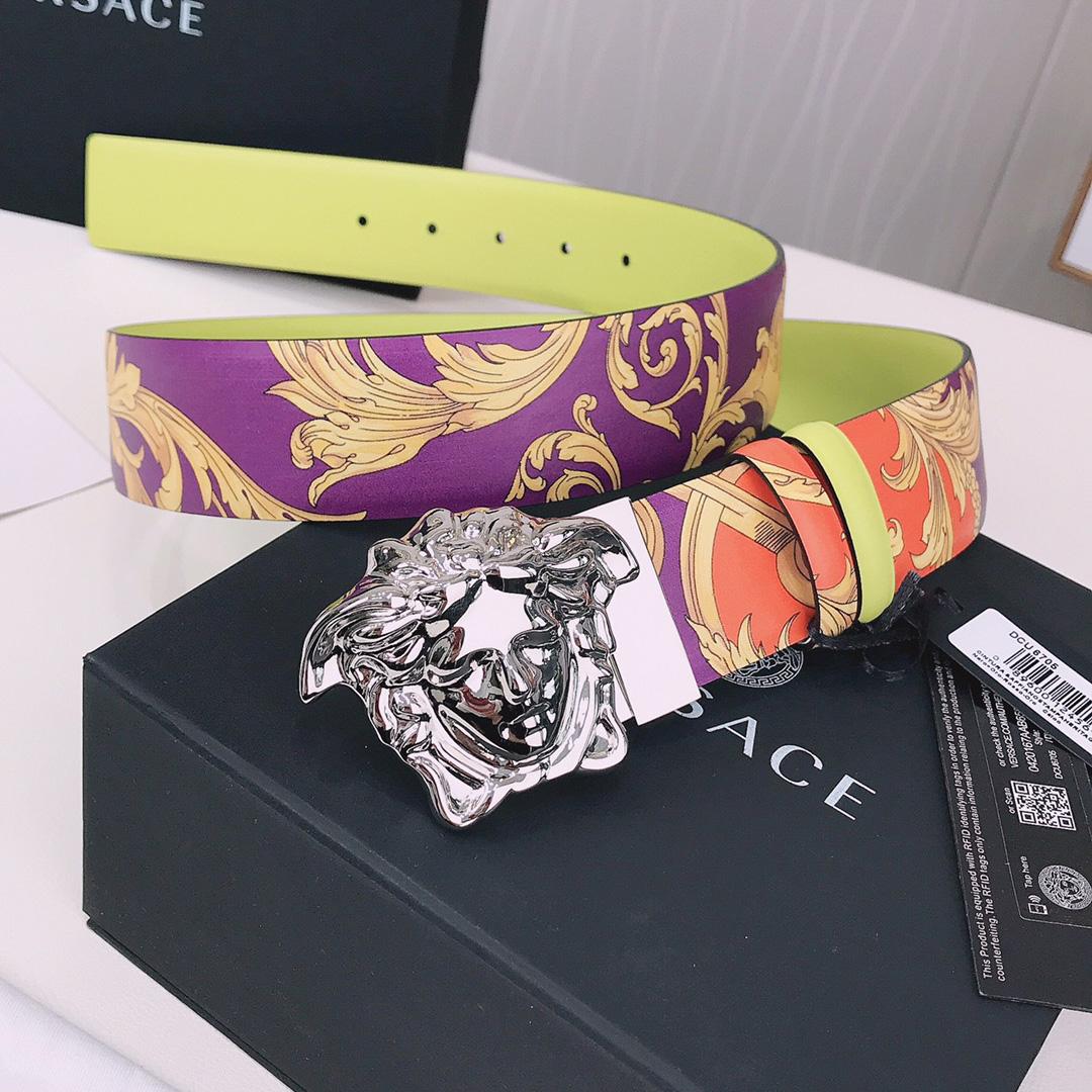 Versace La Medusa Le Pop Classique Reversible Belt   40mm - FashionPlug