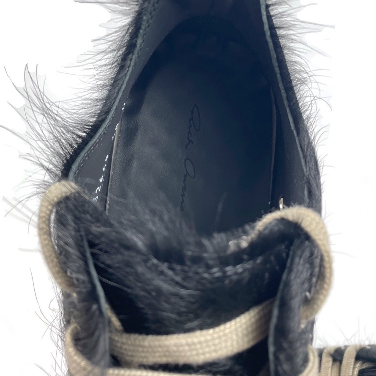 Rick Owens Low Top Sneakers In Black - FashionPlug