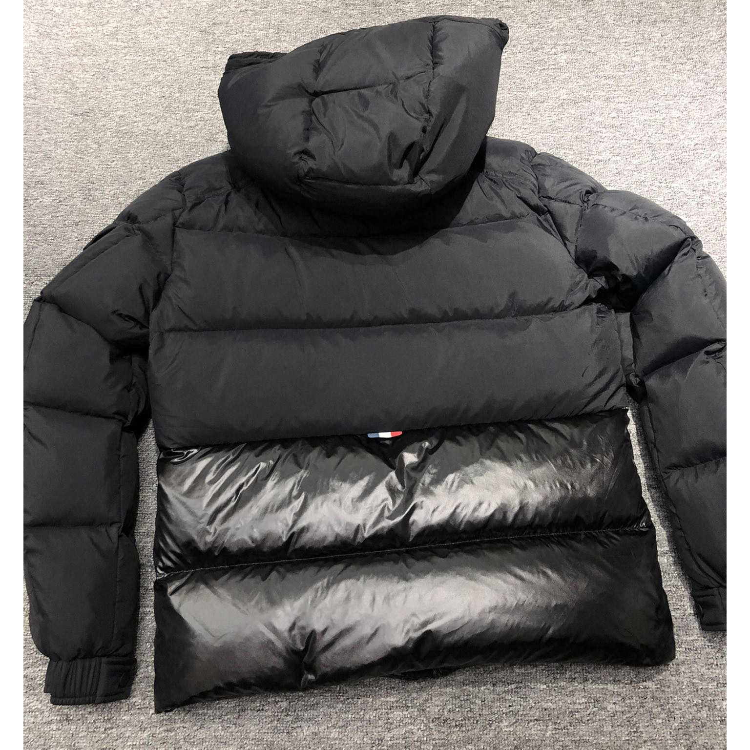 Moncler Dieng Short Down Jacket - FashionPlug