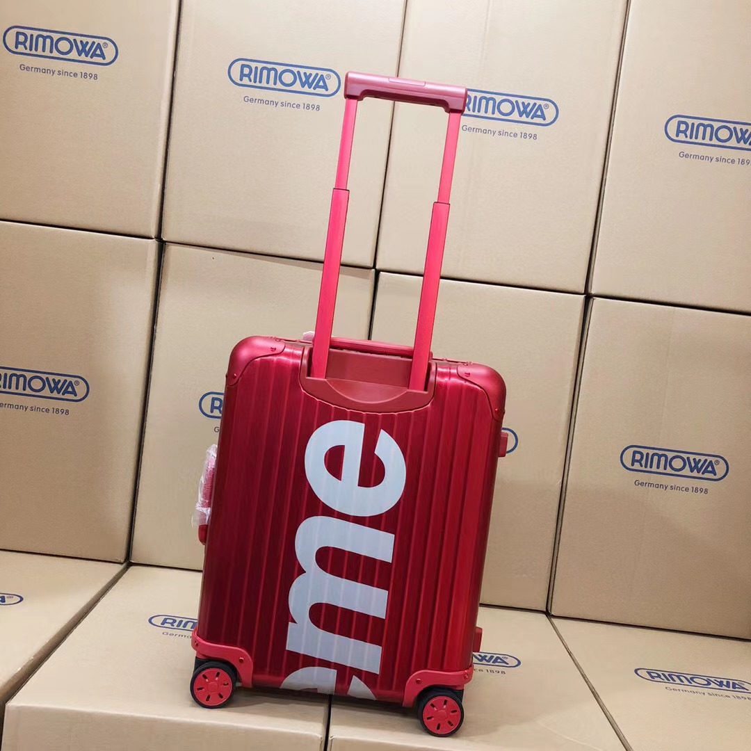 Supreme Luggage - FashionPlug