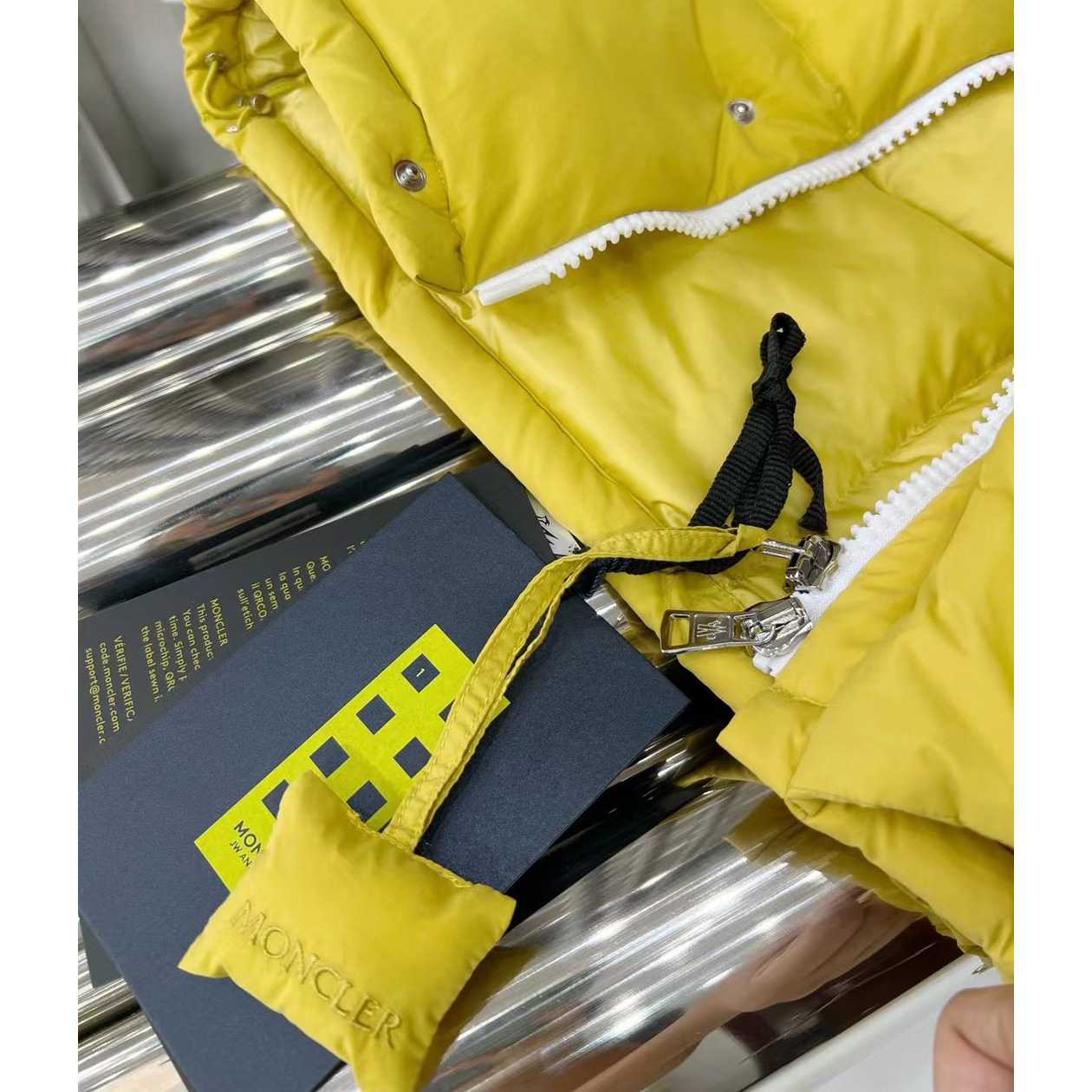 Moncler Wintefold Short Down Jacket - FashionPlug