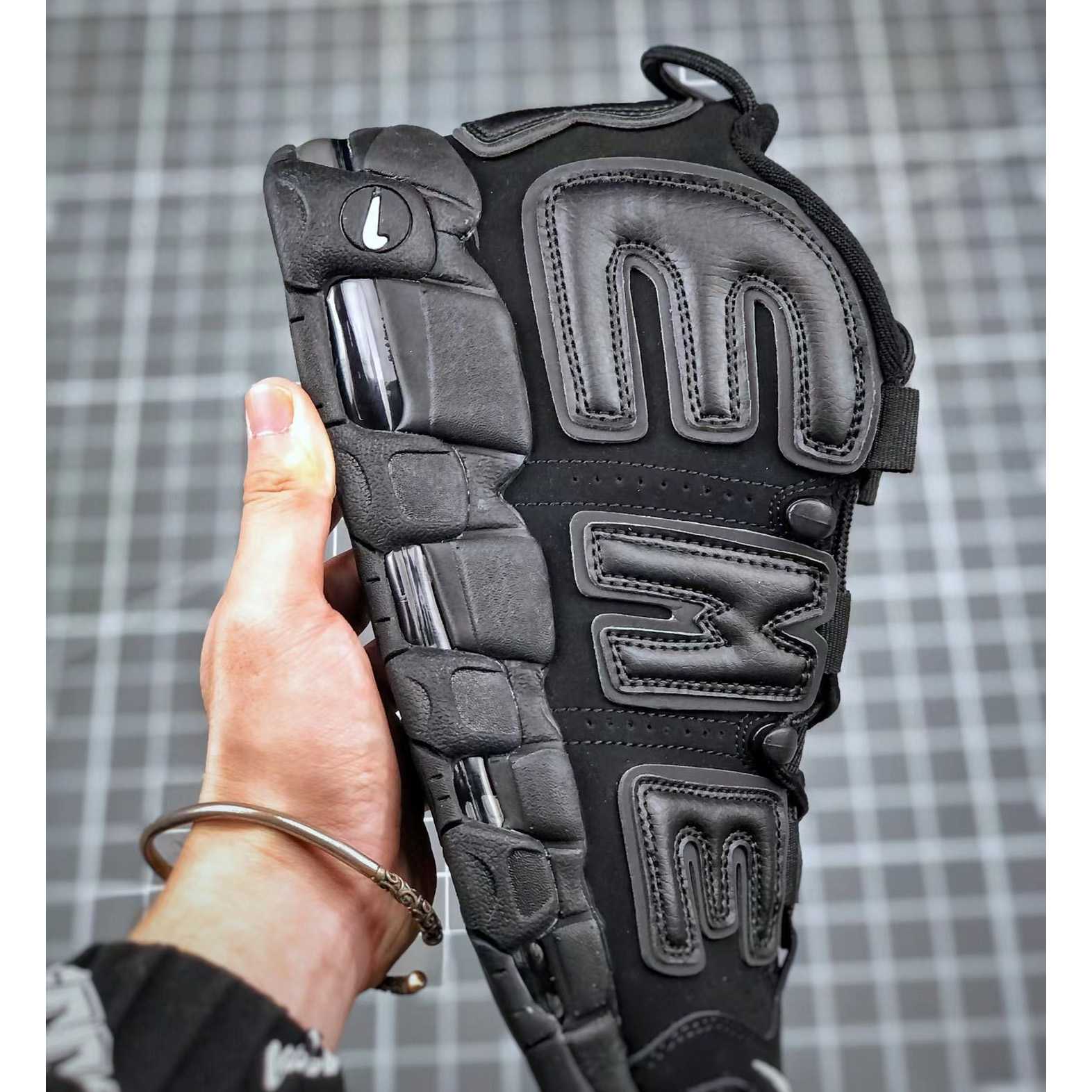 Air More Uptempo X Supreme Sneakers      902290-600-001 - FashionPlug