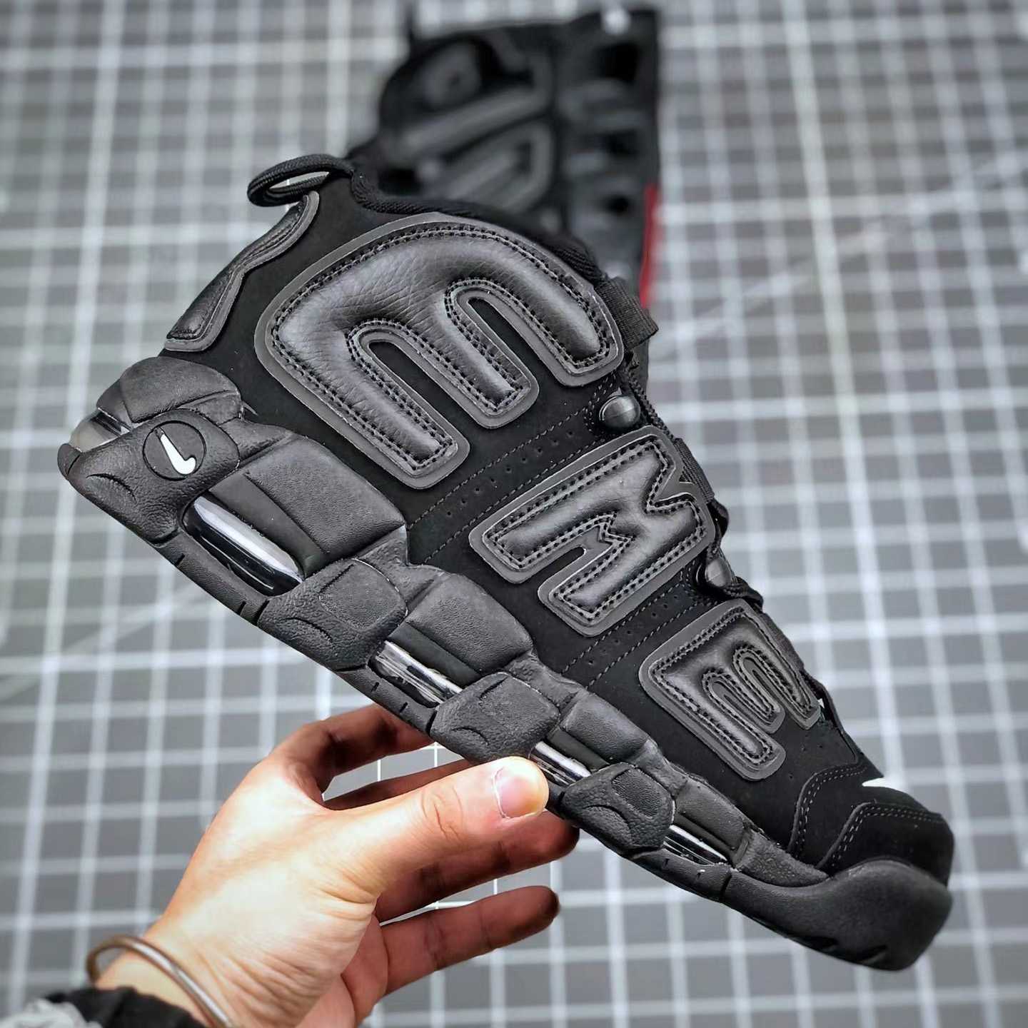 Air More Uptempo X Supreme Sneakers      902290-600-001 - FashionPlug