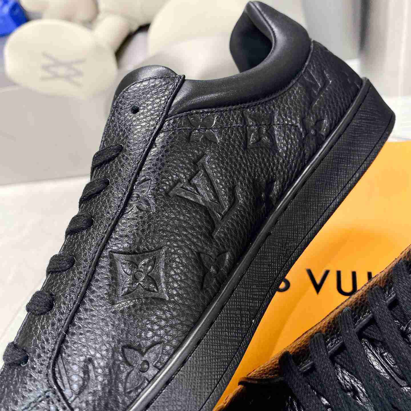 Louis Vuitton Luxembourg Sneaker    1A8QEB - FashionPlug