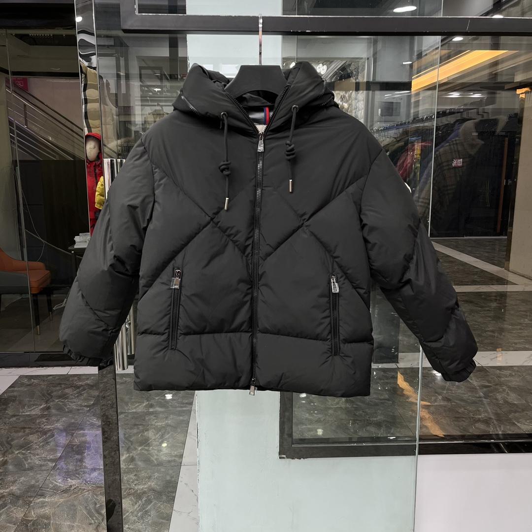Moncler Black Daynamic Porossan Down Jacket - FashionPlug