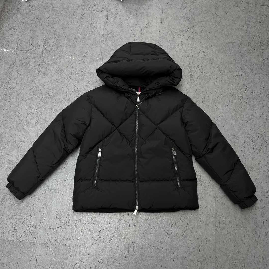 Moncler Black Daynamic Porossan Down Jacket - FashionPlug