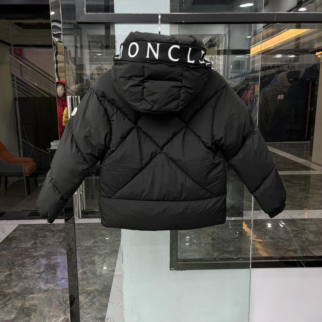 Moncler Black Daynamic Porossan Down Jacket - FashionPlug