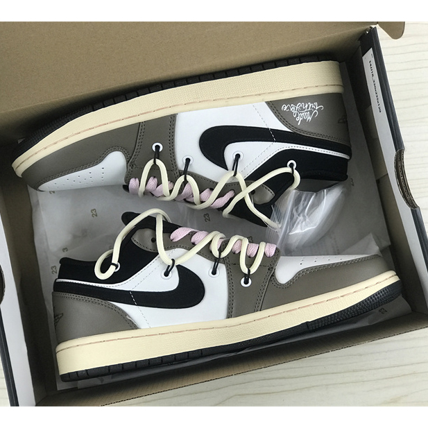 Air Jordan 1 Low Sneaker   553558-062 - FashionPlug