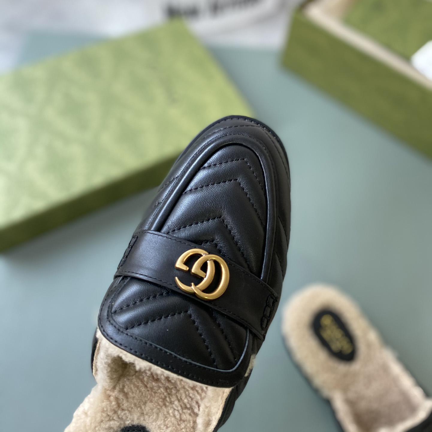 Gucci Women's Double G Slippers - FashionPlug