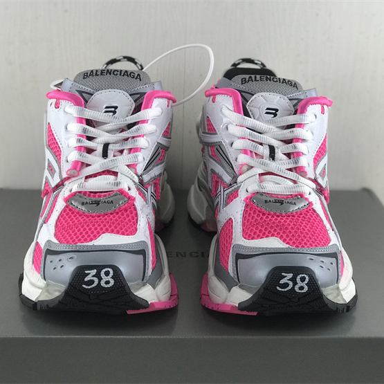 Balenciaga Women's Runner Sneaker In White - FashionPlug
