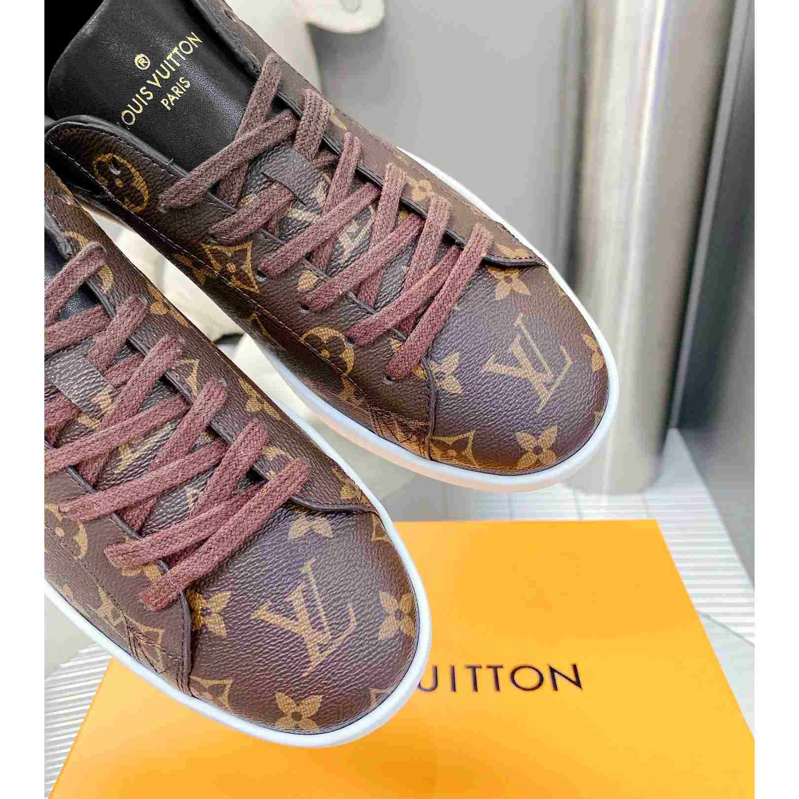 Louis Vuitton Luxembourg Samothrace Sneakers     1A4PAF - FashionPlug