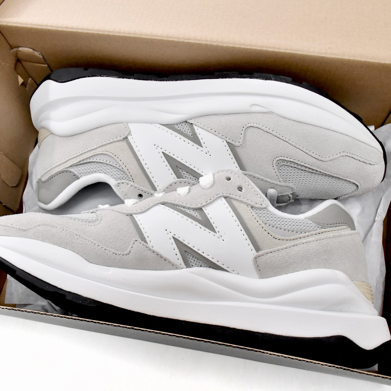 New Balance 5740 Grey Sneakers           M5740CA  - FashionPlug