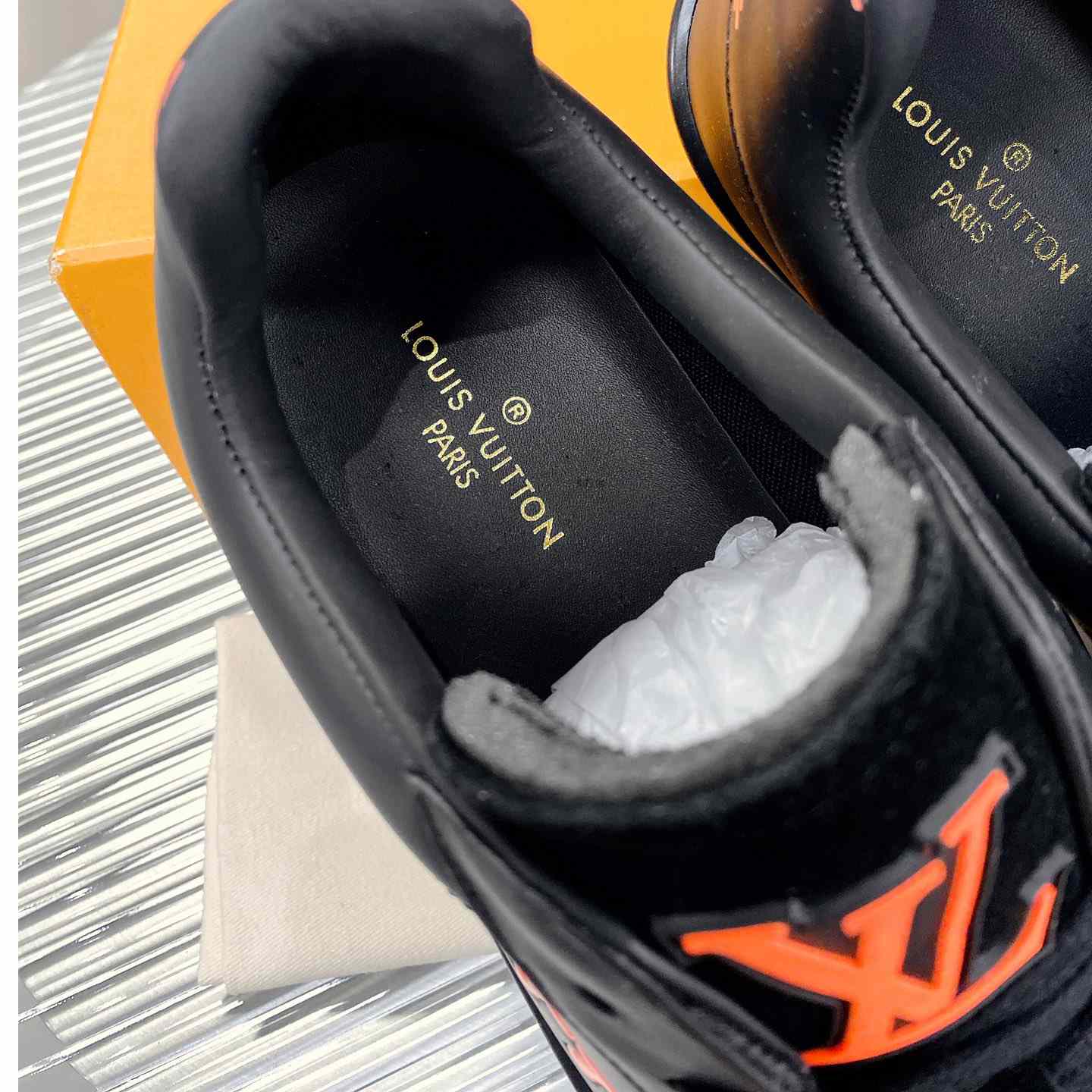 Louis Vuitton Luxembourg Samothrace Sneakers   1A9JCM - FashionPlug