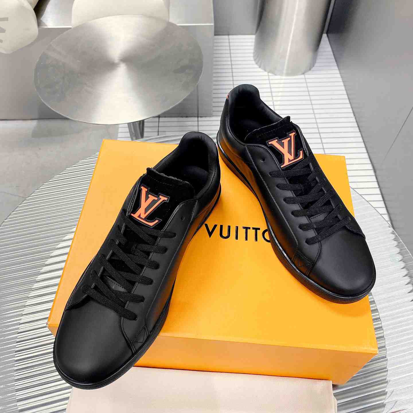 Louis Vuitton Luxembourg Samothrace Sneakers   1A9JCM - FashionPlug