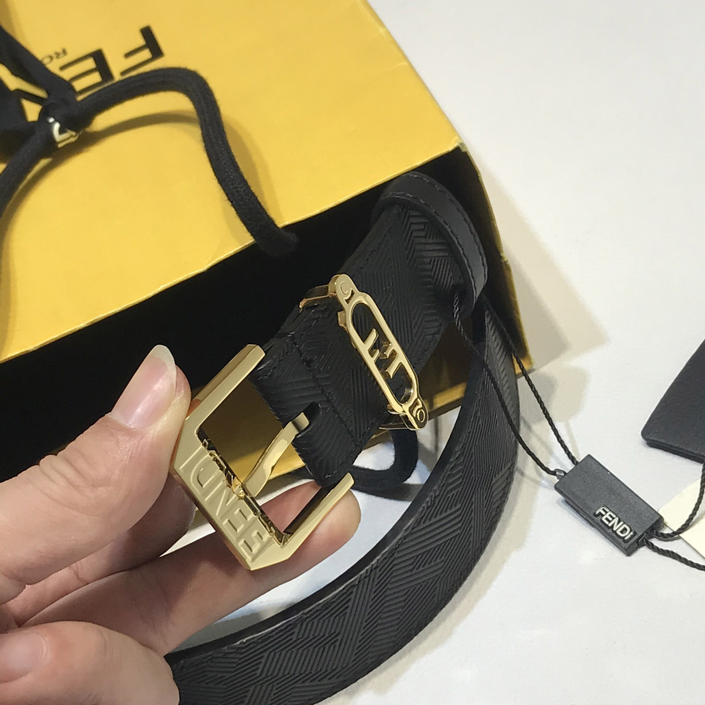 Fendi Edge Black Leather Belt - FashionPlug