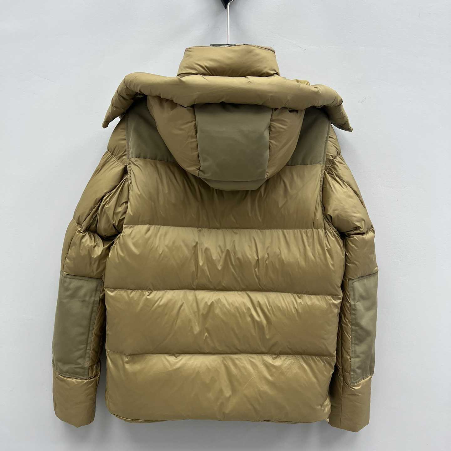 Burberry Detachable Sleeve Hooded Puffer Jacket - FashionPlug