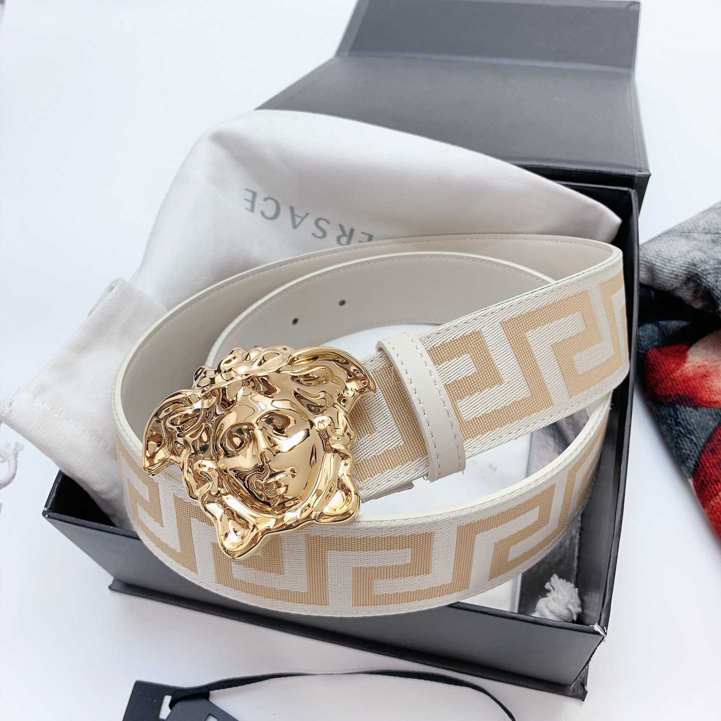Versace Le Medusa Belt - FashionPlug