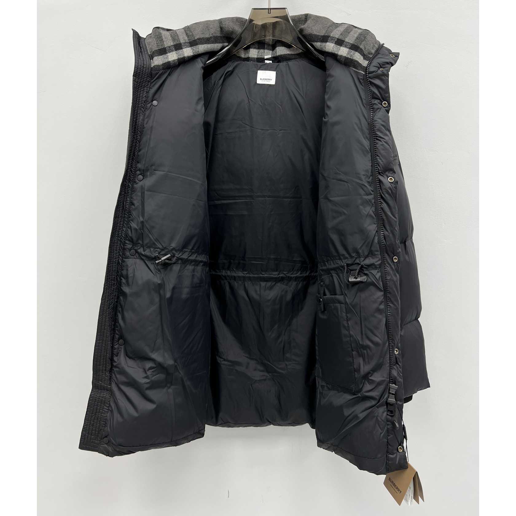 Burberry Logo Appliqué Nylon Puffer Coat - FashionPlug