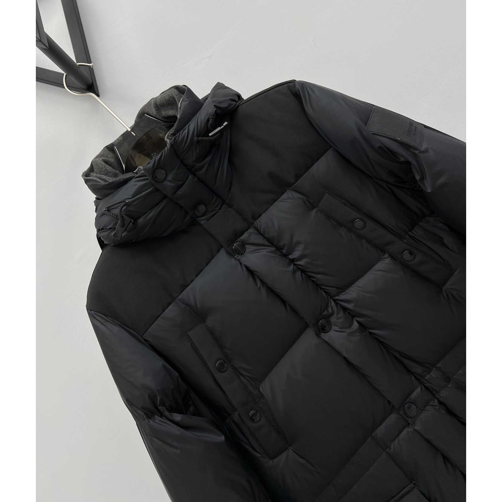 Burberry Logo Appliqué Nylon Puffer Coat - FashionPlug