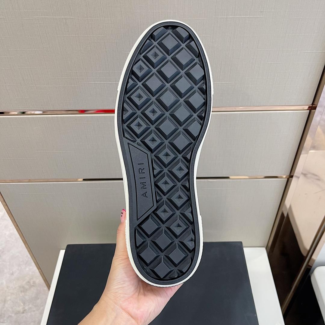 Amiri Low Top Sneaker - FashionPlug
