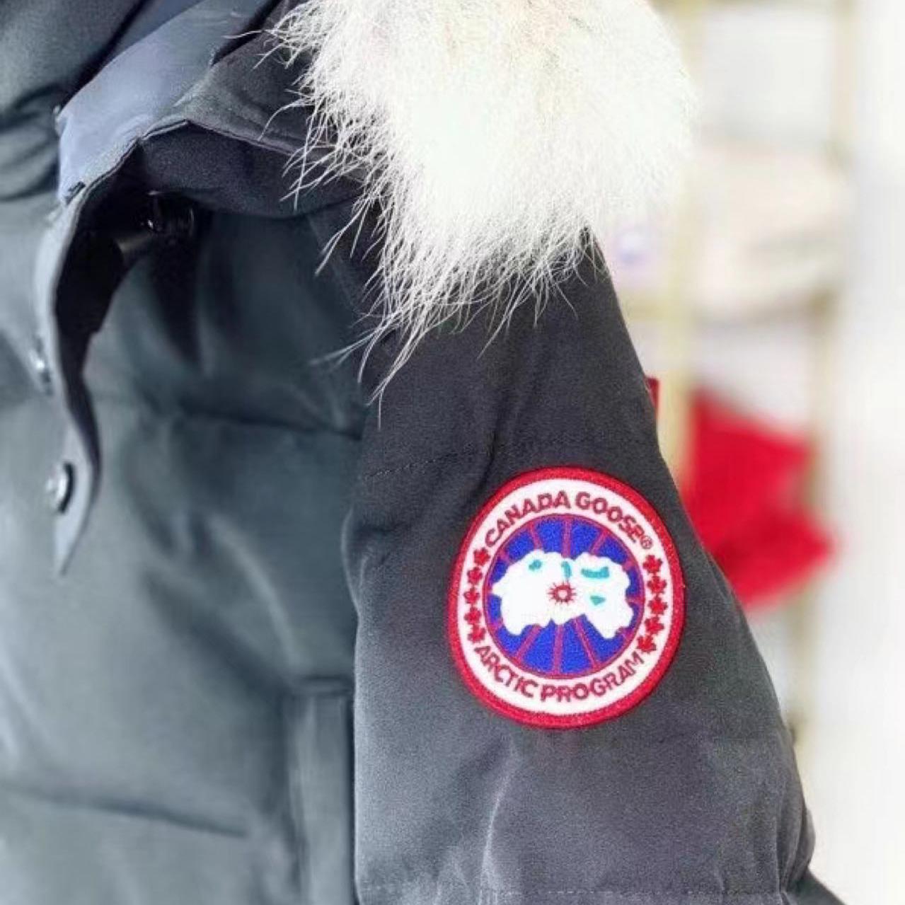 Canada Goose Wyndham Parka - FashionPlug
