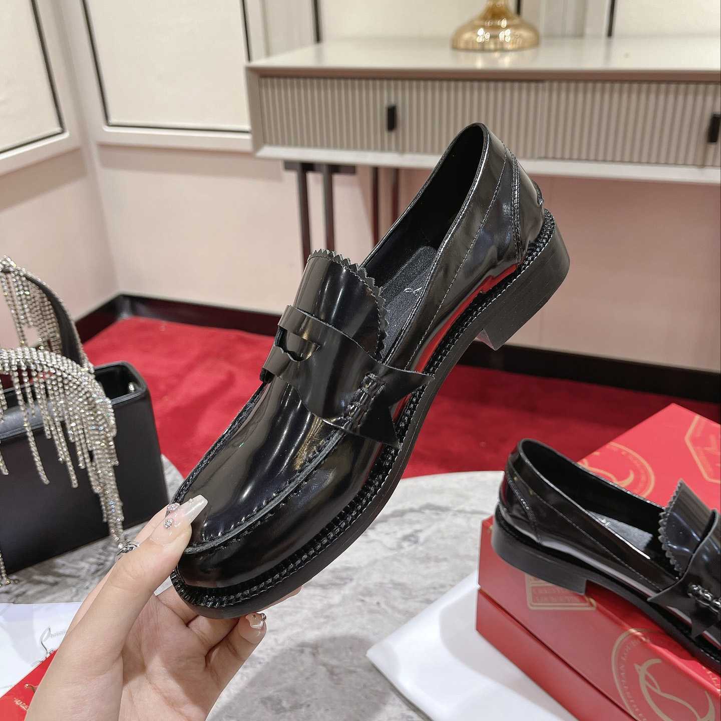 Christian Louboutin Penny Woman Iconic Monana Loafer - FashionPlug