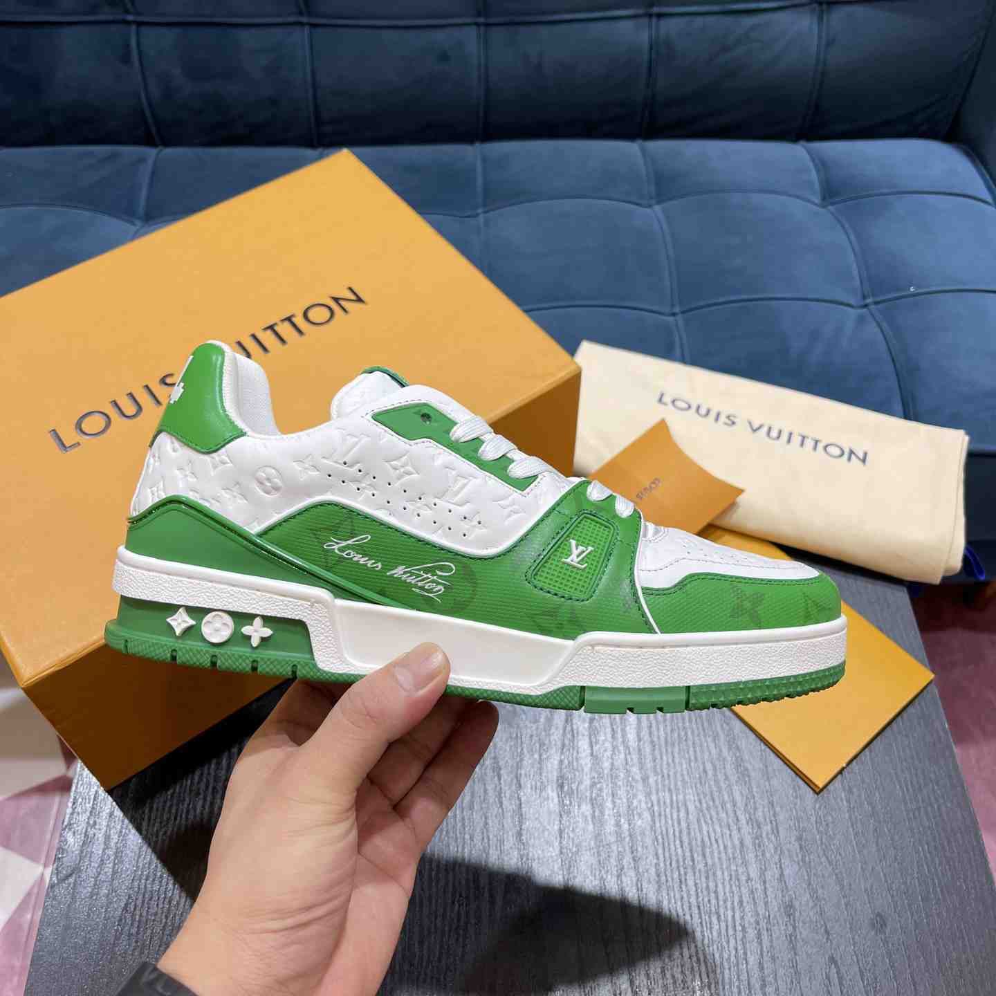 Louis Vuitton LV Trainer Sneaker       1AASJ2 - FashionPlug