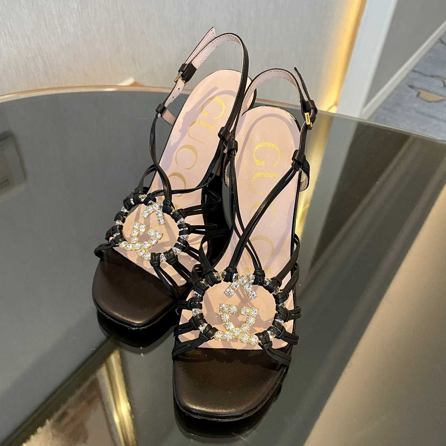 Gucci Women's Sandal With Interlocking G - FashionPlug