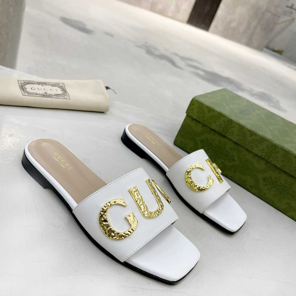 Gucci Women's 'Gucci' Slide Sandal - FashionPlug