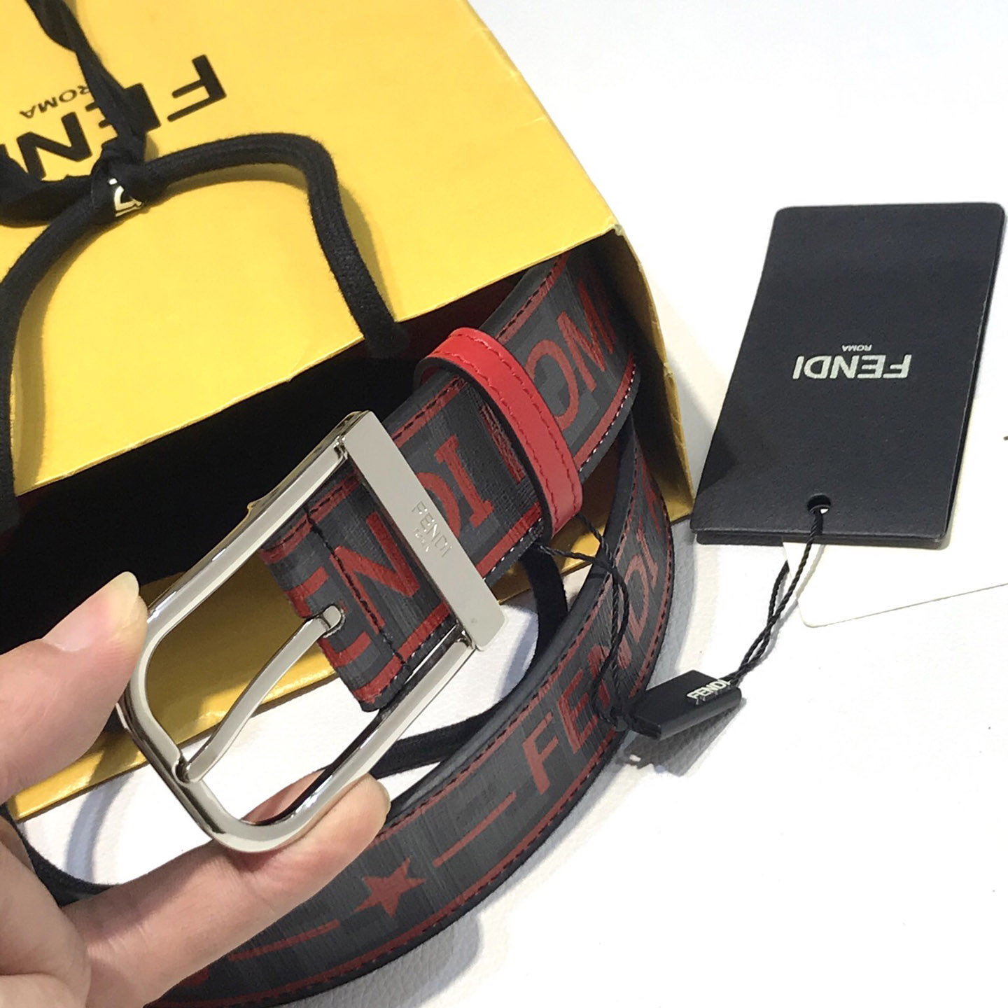Fendi Reversible Leather Belt - FashionPlug