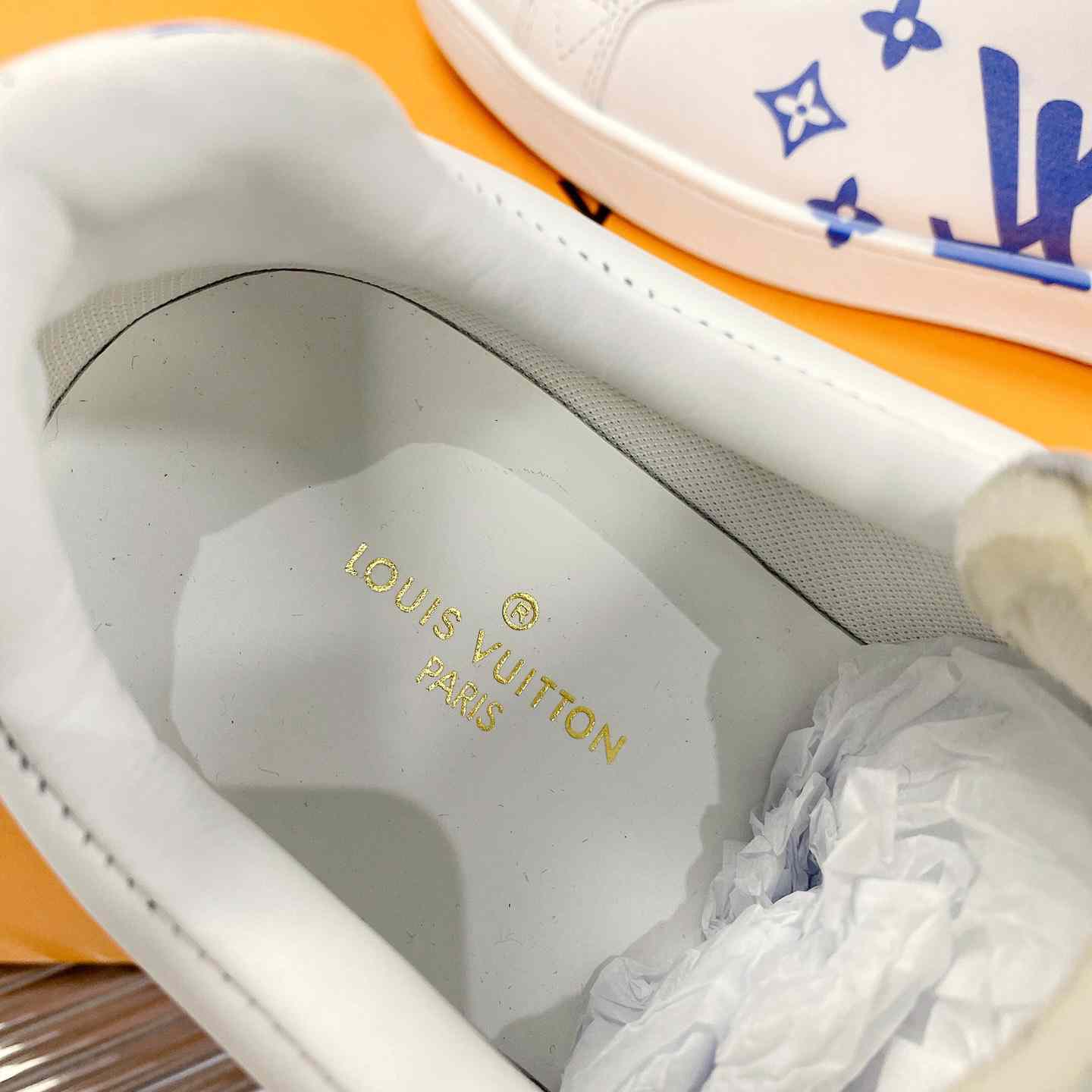 Louis Vuitton Luxembourg Samothrace Sneakers     1A9JDT - FashionPlug