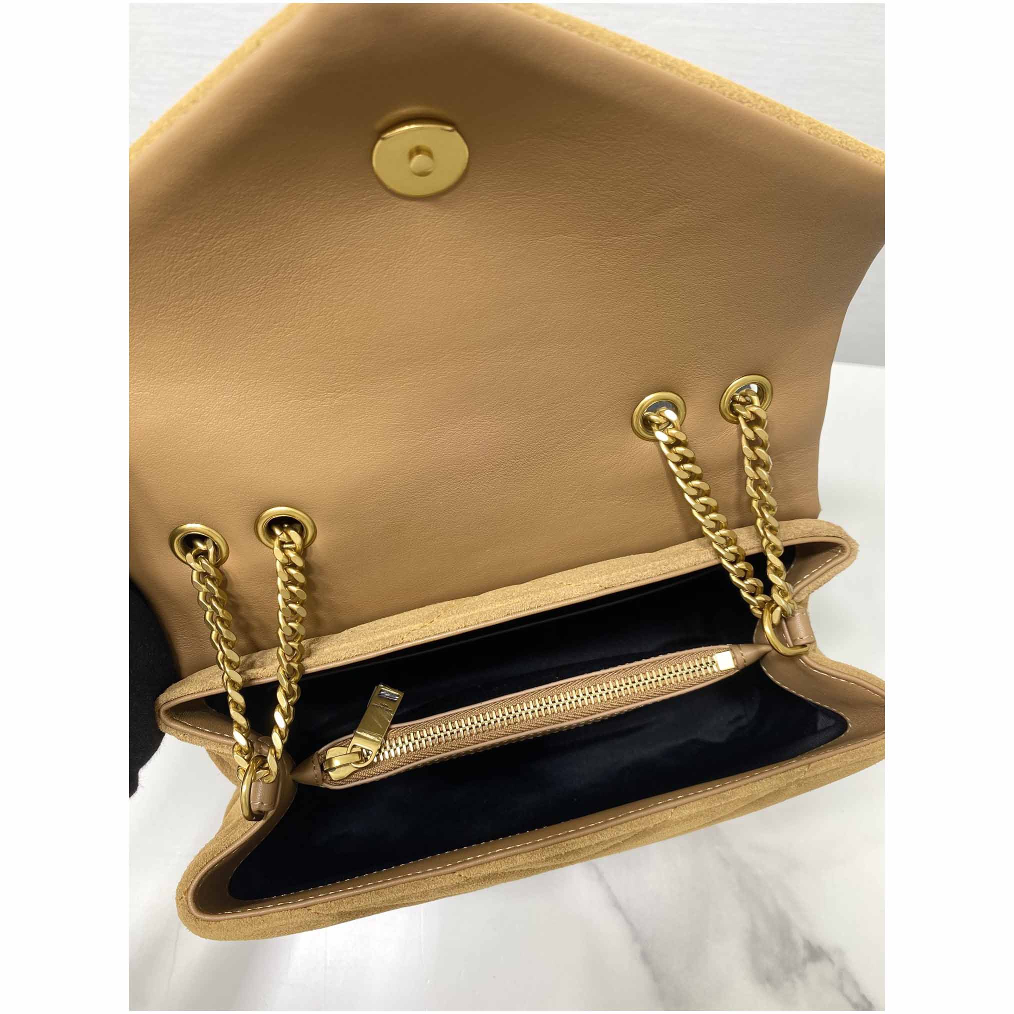 Saint Laurent Loulou Medium Shoulder Bag(25cm)    392277 - FashionPlug