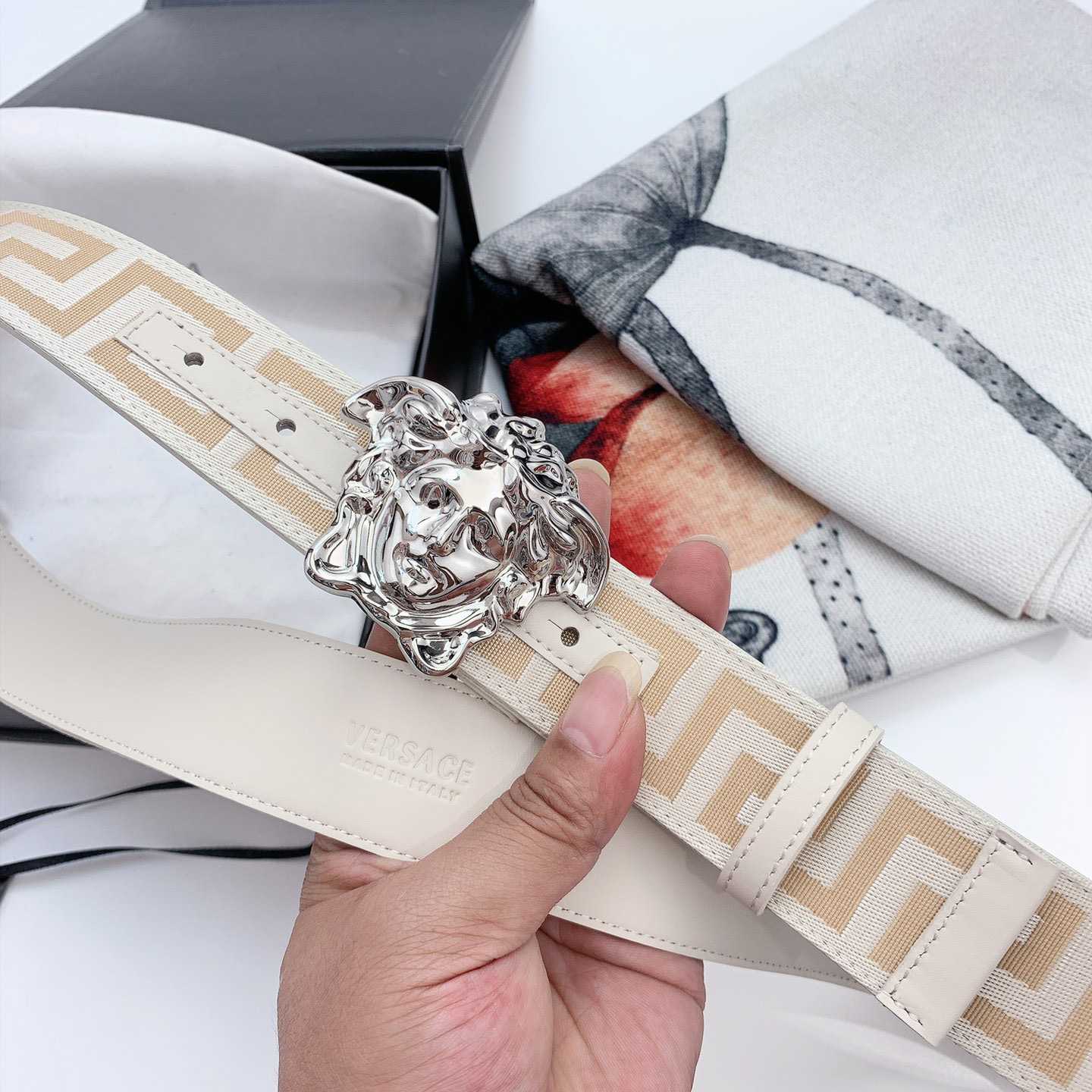 Versace Le Medusa Belt - FashionPlug