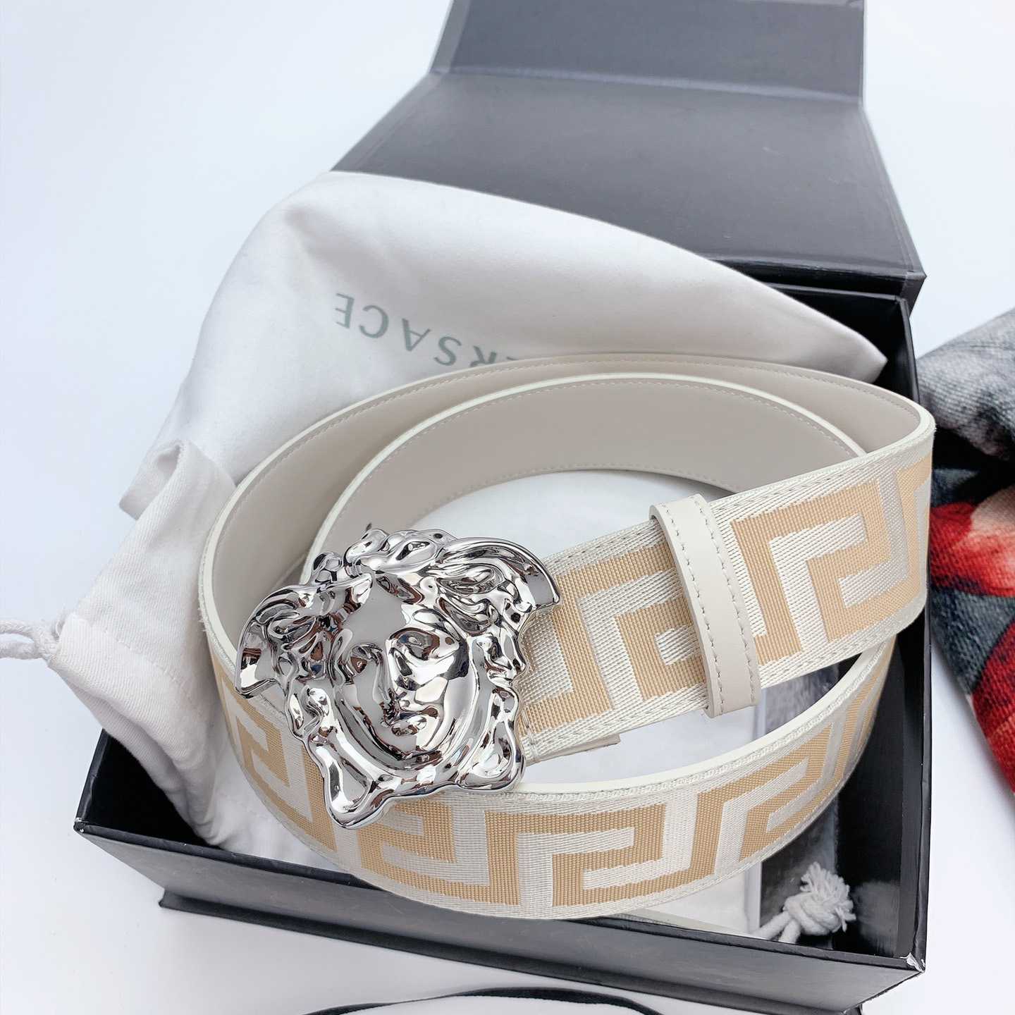 Versace Le Medusa Belt - FashionPlug