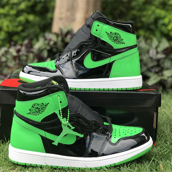 Air Jordan 1 High OG Sneakers    555088-030  - FashionPlug