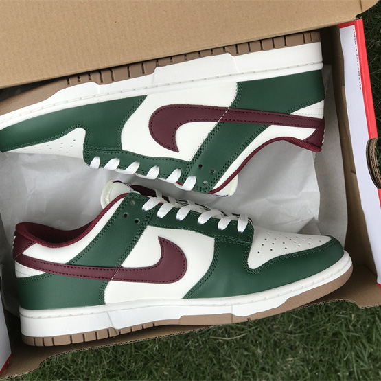 Nike Dunk Low “Gorge Green” Sneakers   FB7160-161 - FashionPlug