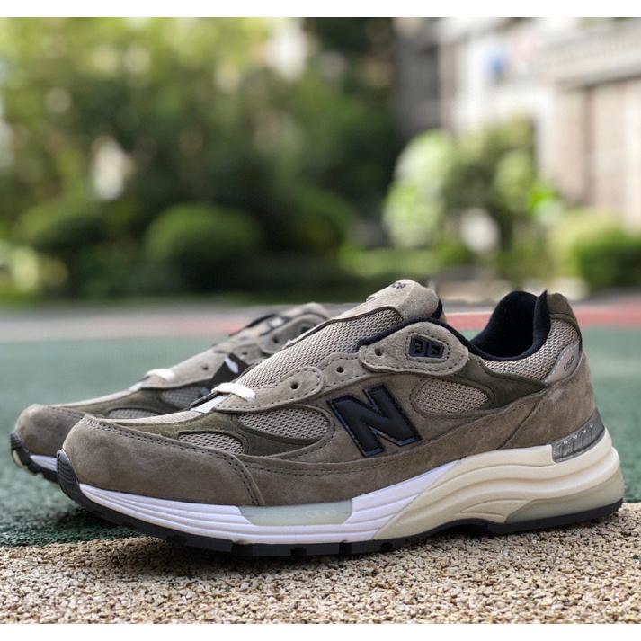 JJJJound x New Balance 992 Sneakers        M992J2 - FashionPlug