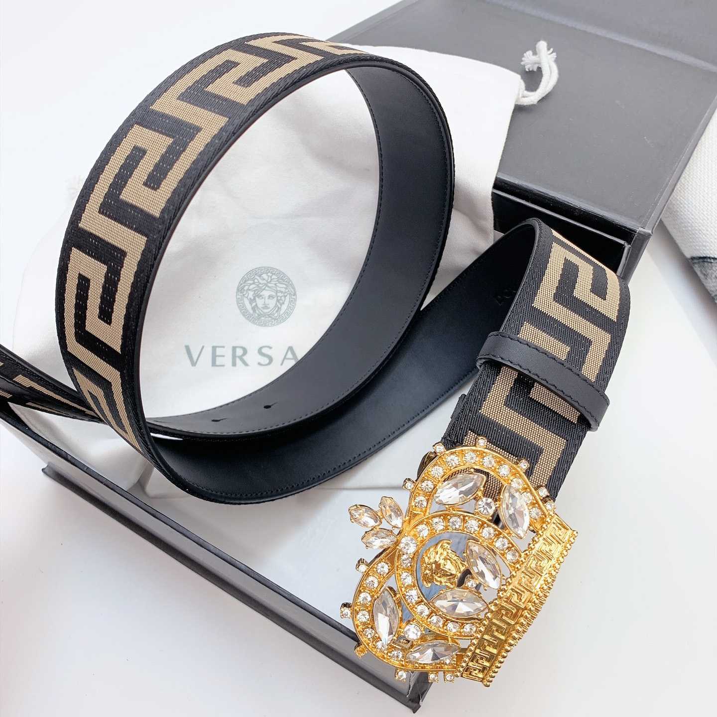 Versace Belt - FashionPlug