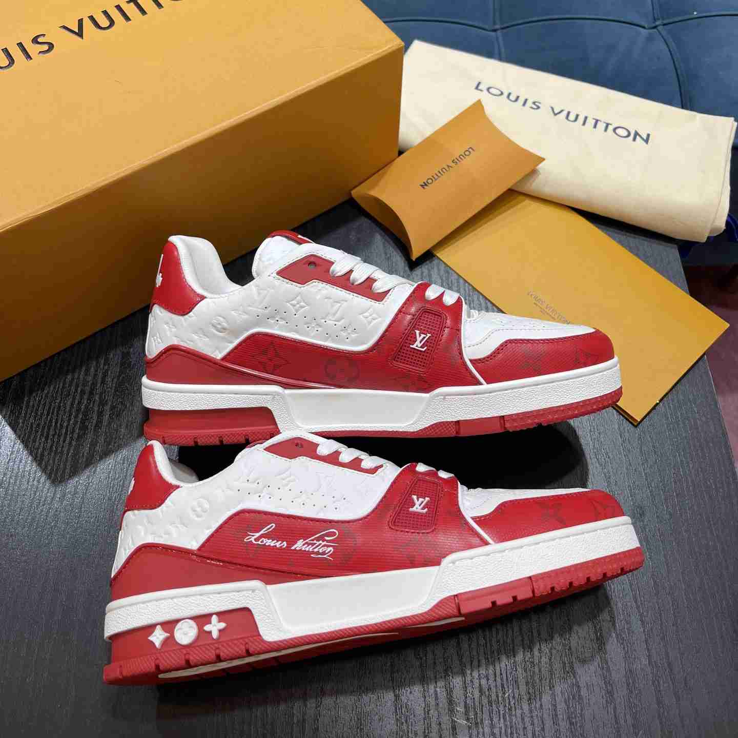Louis Vuitton LV Trainer Sneaker       1AANFA - FashionPlug