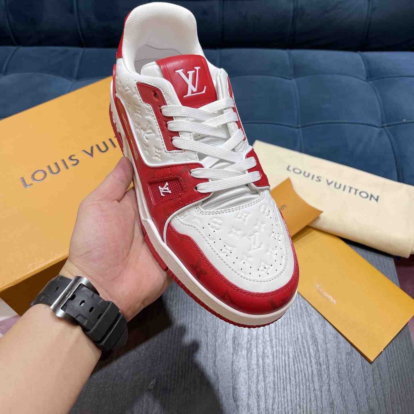 Louis Vuitton LV Trainer Sneaker       1AANFA - FashionPlug