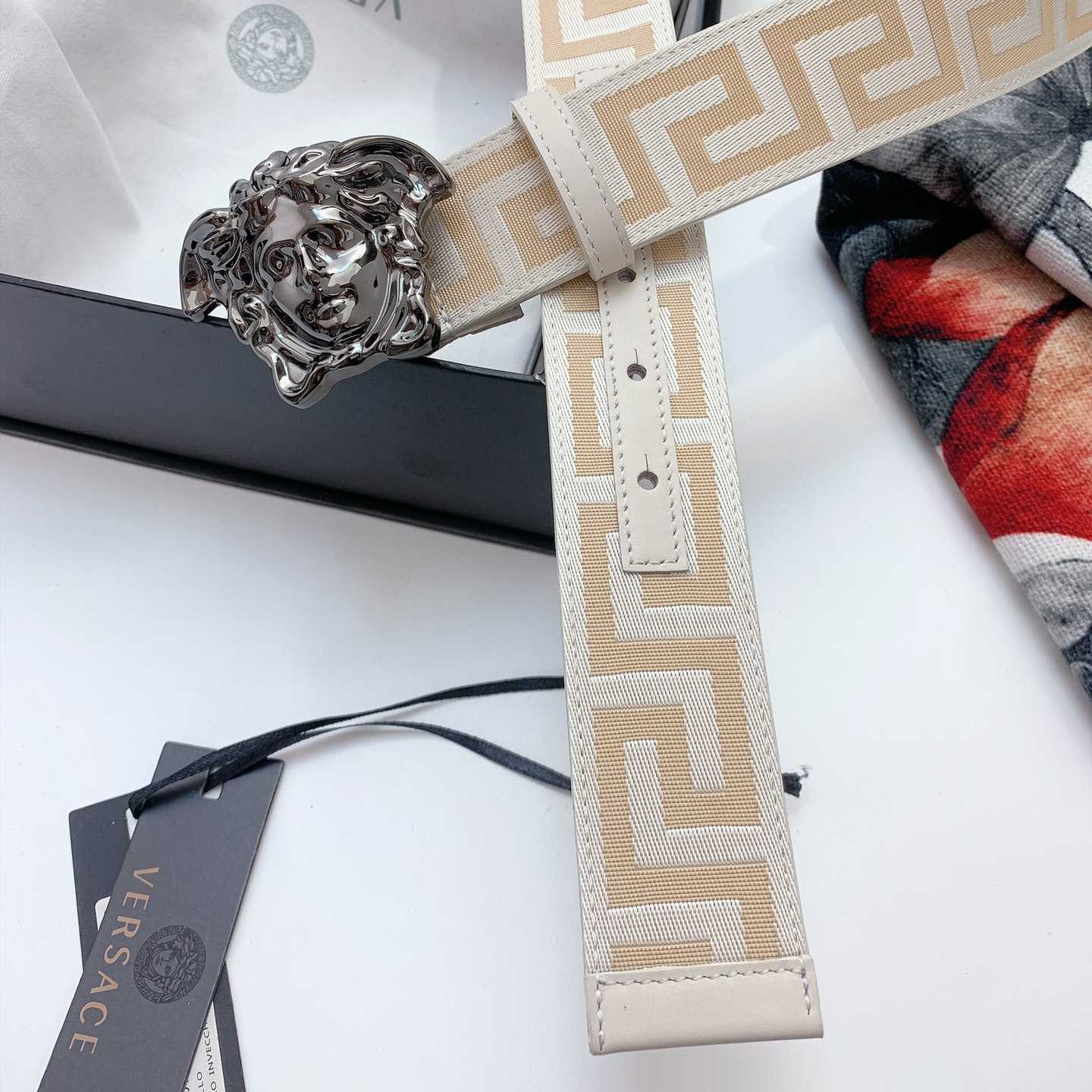 Versace Le Medusa Belt - FashionPlug