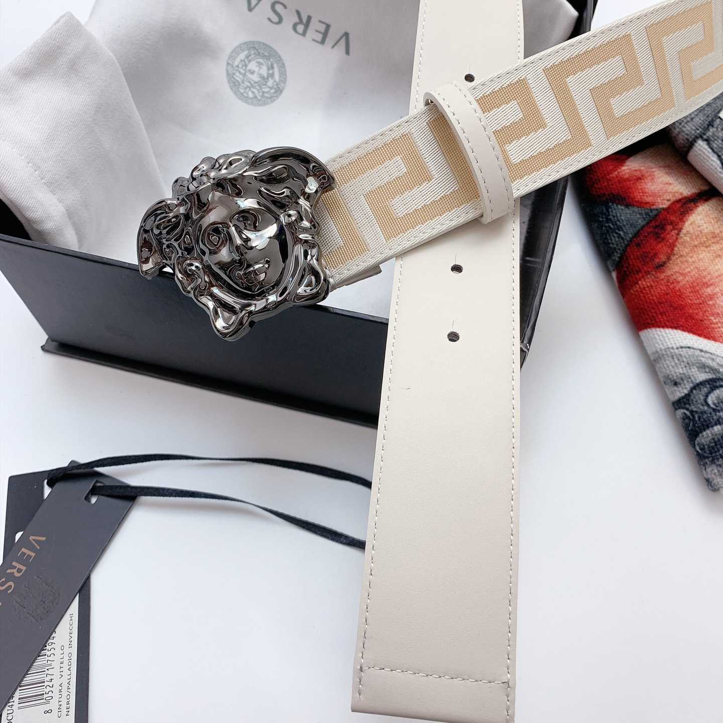 Versace Le Medusa Belt - FashionPlug