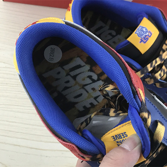 Nike Dunk Low “TSU” Sneaker      DR6190-100 - FashionPlug