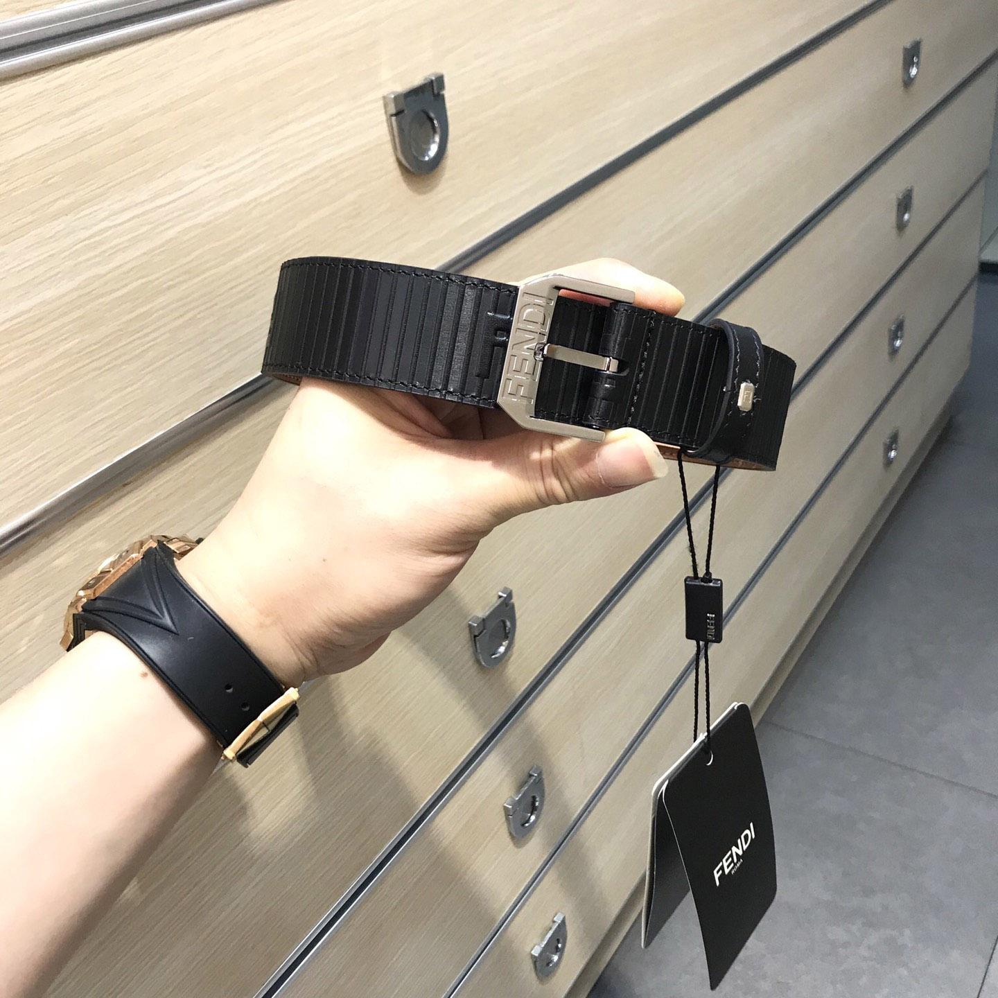 Fendi Black Leather Belt - FashionPlug