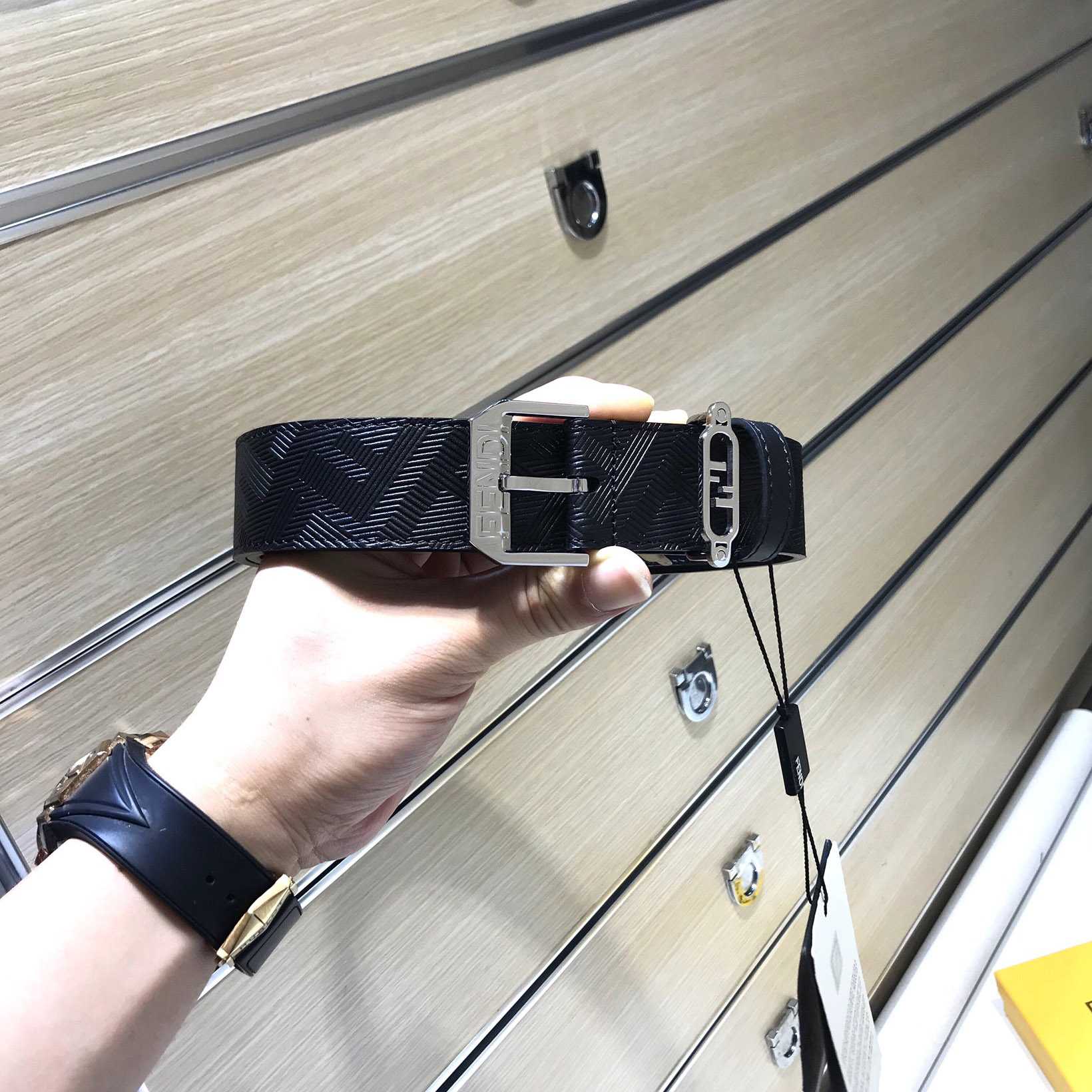 Fendi Edge Black Leather Belt - FashionPlug