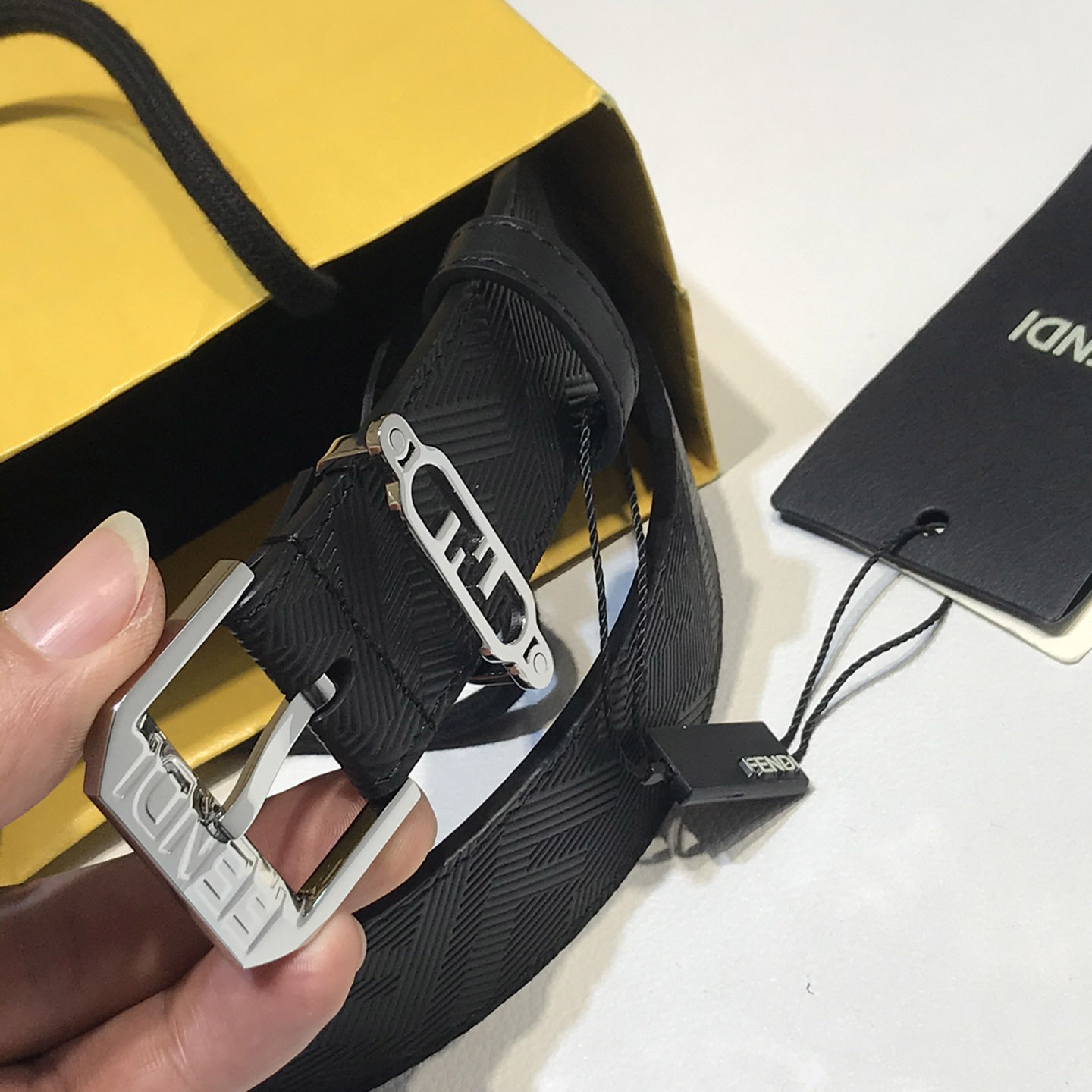 Fendi Edge Black Leather Belt - FashionPlug