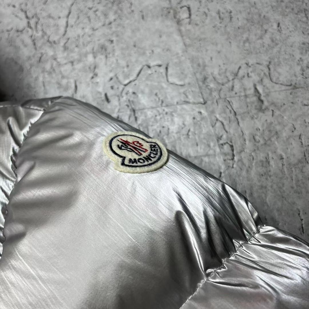 Moncler Gaou Short Down Jacket - FashionPlug