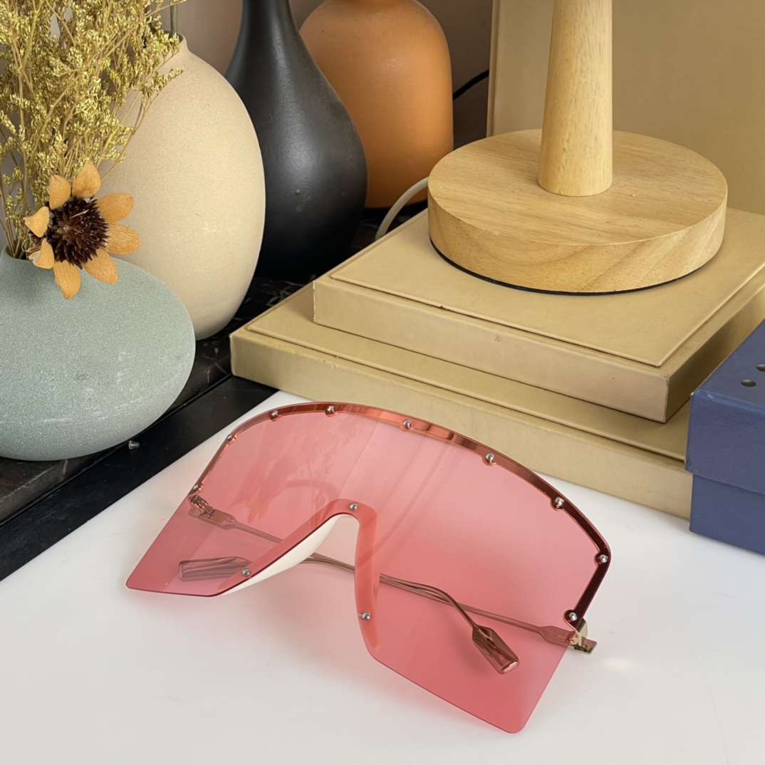 Gucci Mask-Shaped Sunglasses     GG1244 - FashionPlug