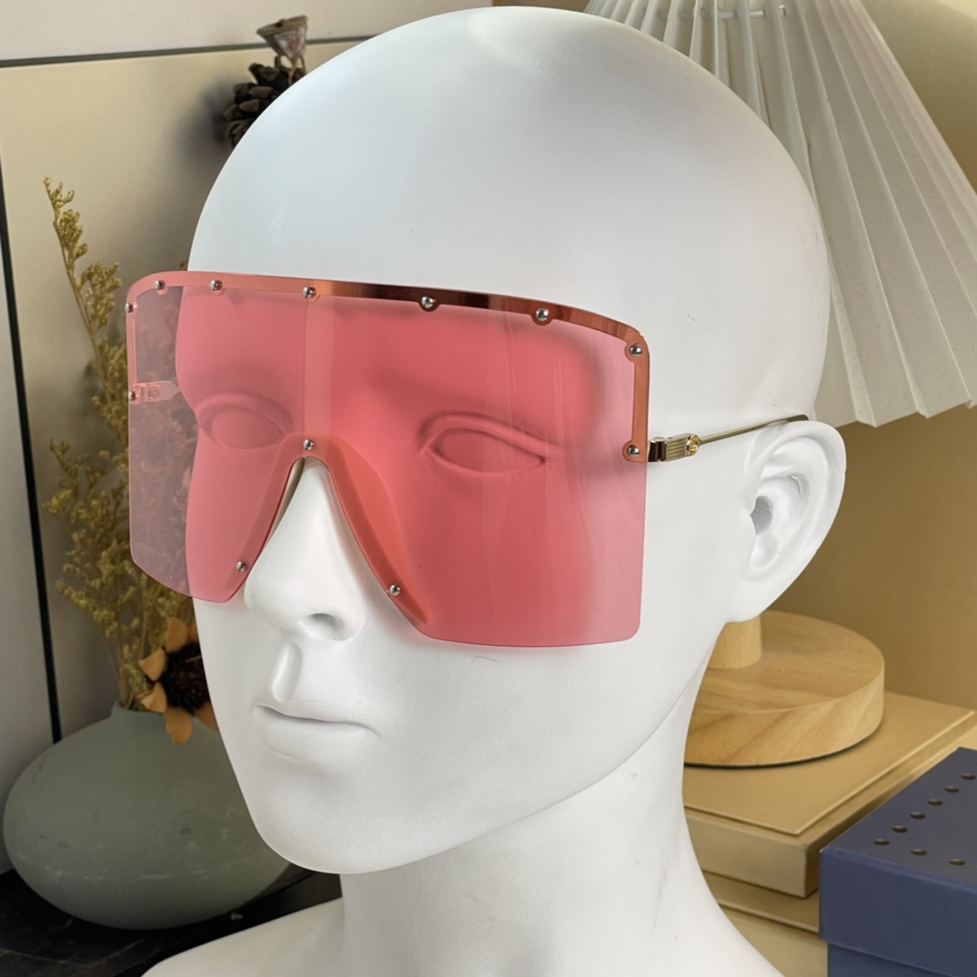 Gucci Mask-Shaped Sunglasses     GG1244 - FashionPlug