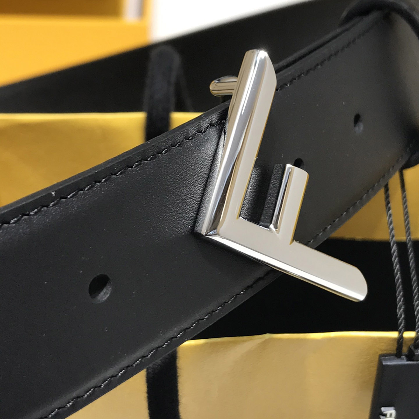 Fendi Black Leather Belt - FashionPlug